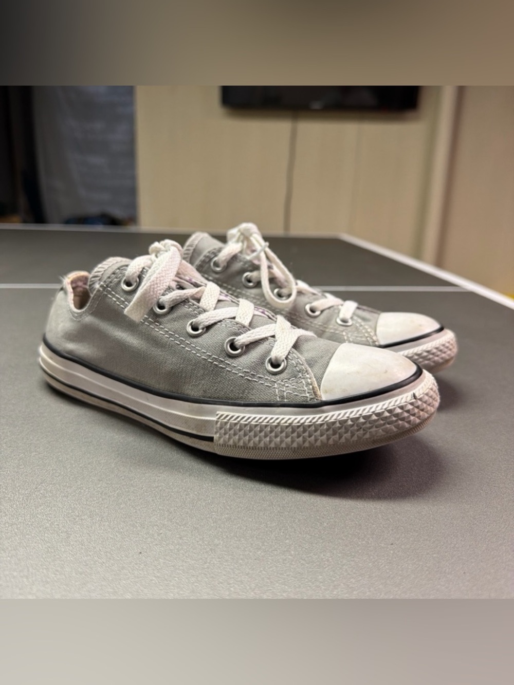 Converse‎ All*Star Gray Low-Top Sneakers - Women's Size 3